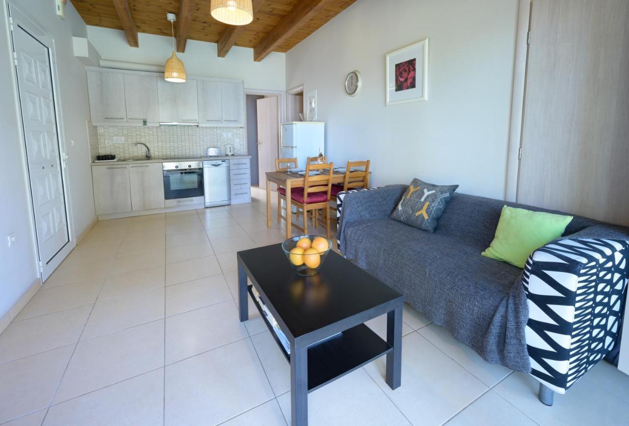 Pangolas Apartments Paxos Longos  Екстер'єр фото