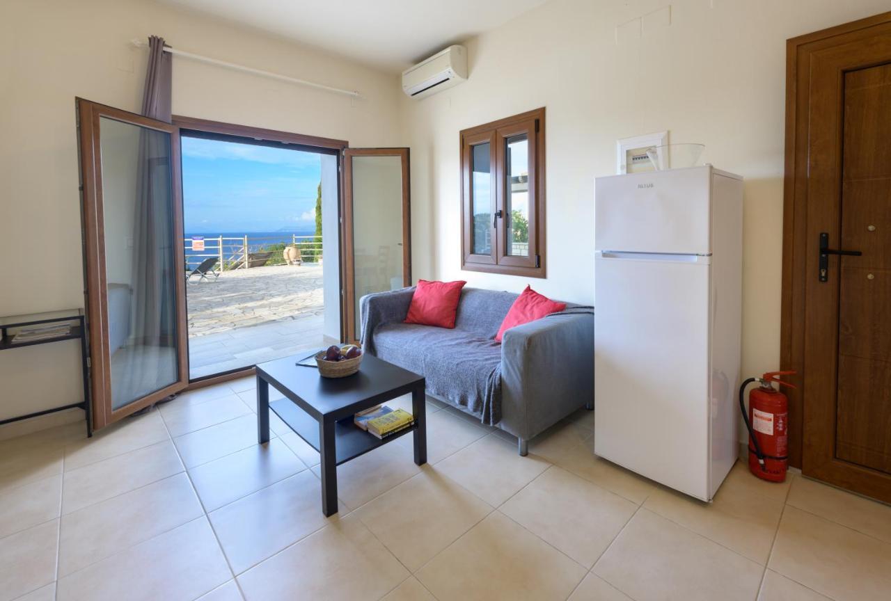 Pangolas Apartments Paxos Longos  Екстер'єр фото
