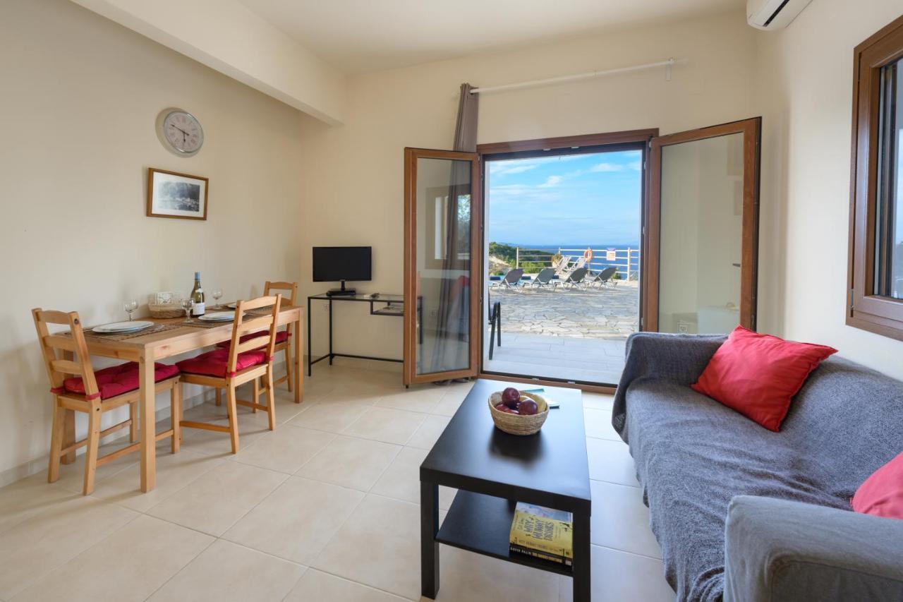 Pangolas Apartments Paxos Longos  Екстер'єр фото