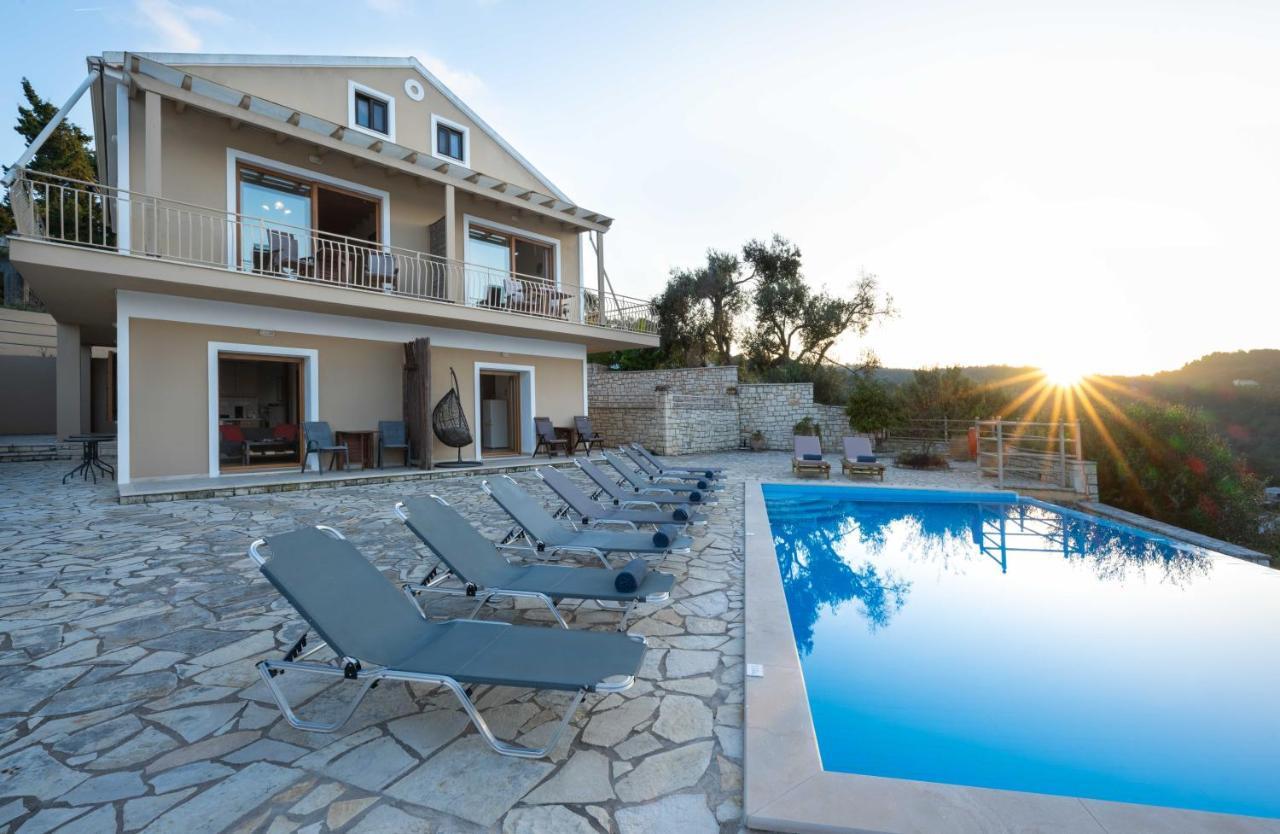 Pangolas Apartments Paxos Longos  Екстер'єр фото