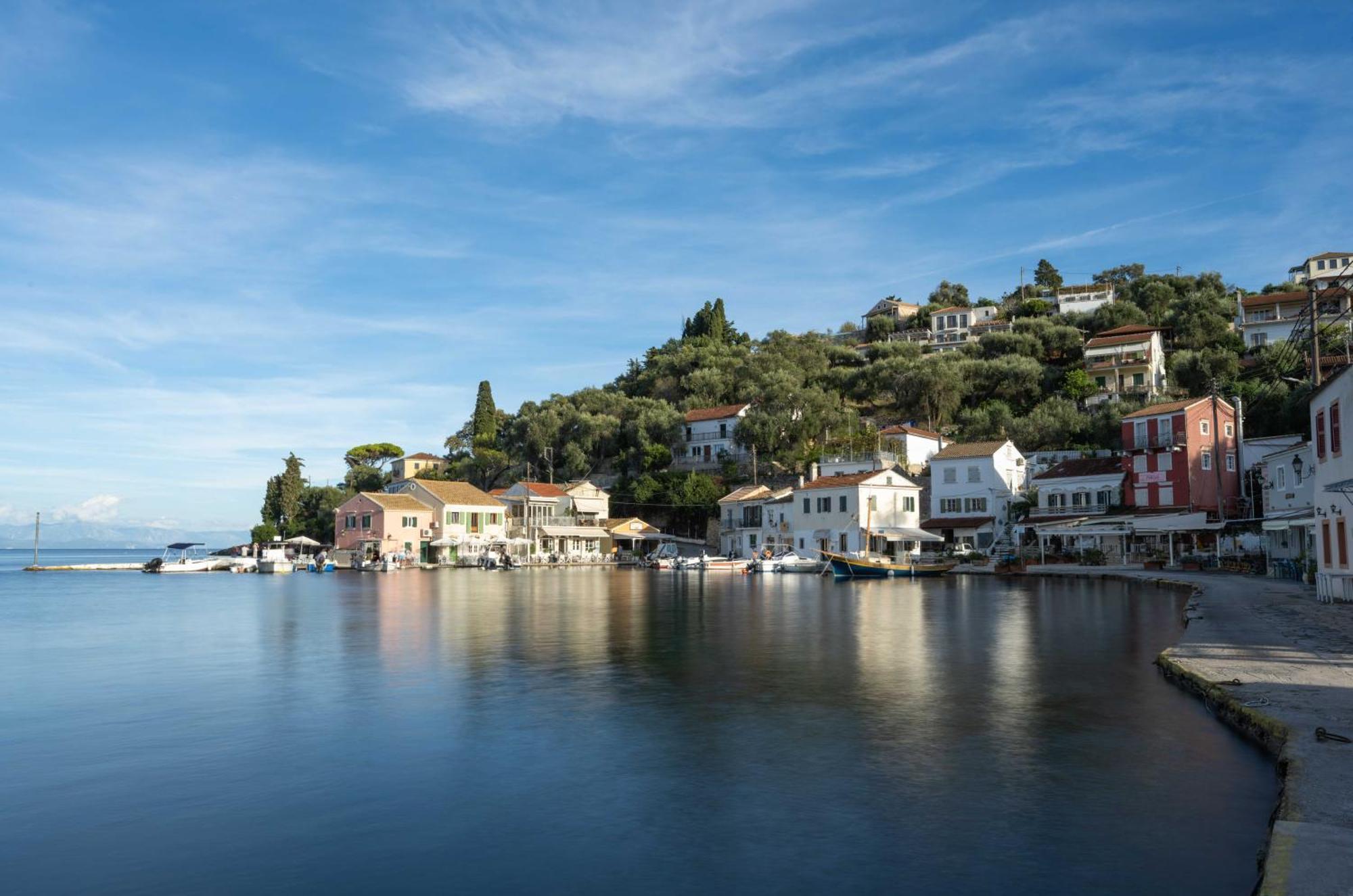 Pangolas Apartments Paxos Longos  Екстер'єр фото