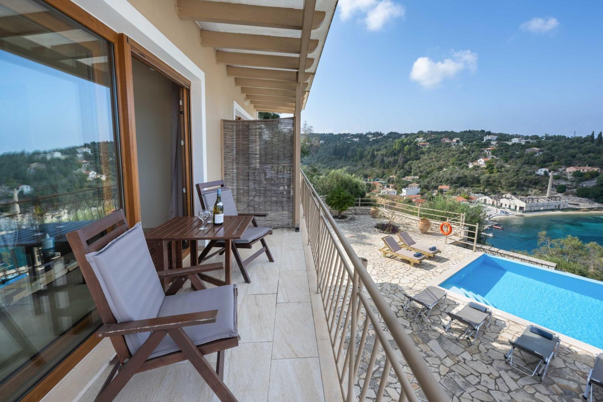 Pangolas Apartments Paxos Longos  Екстер'єр фото