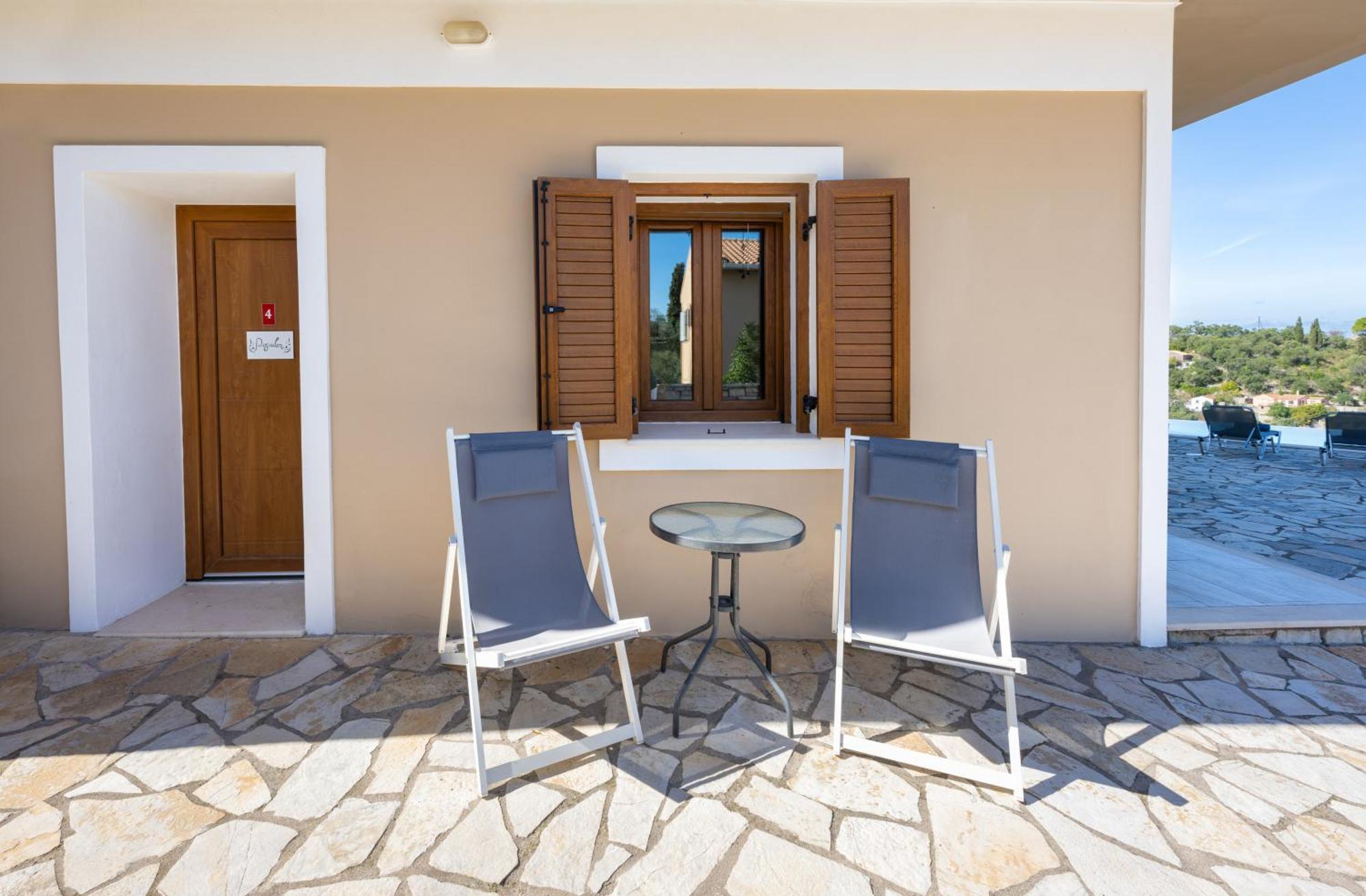 Pangolas Apartments Paxos Longos  Екстер'єр фото