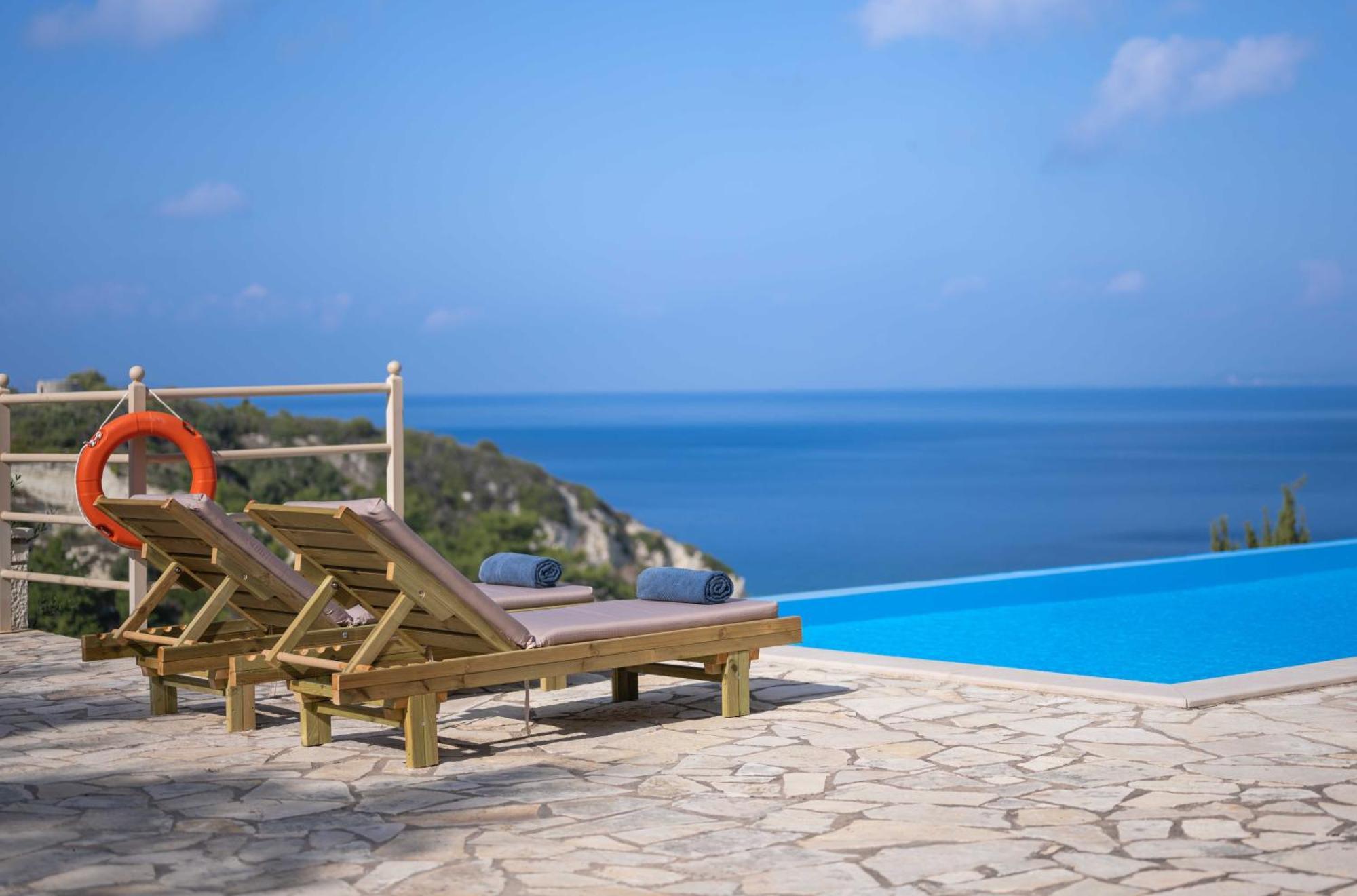 Pangolas Apartments Paxos Longos  Екстер'єр фото