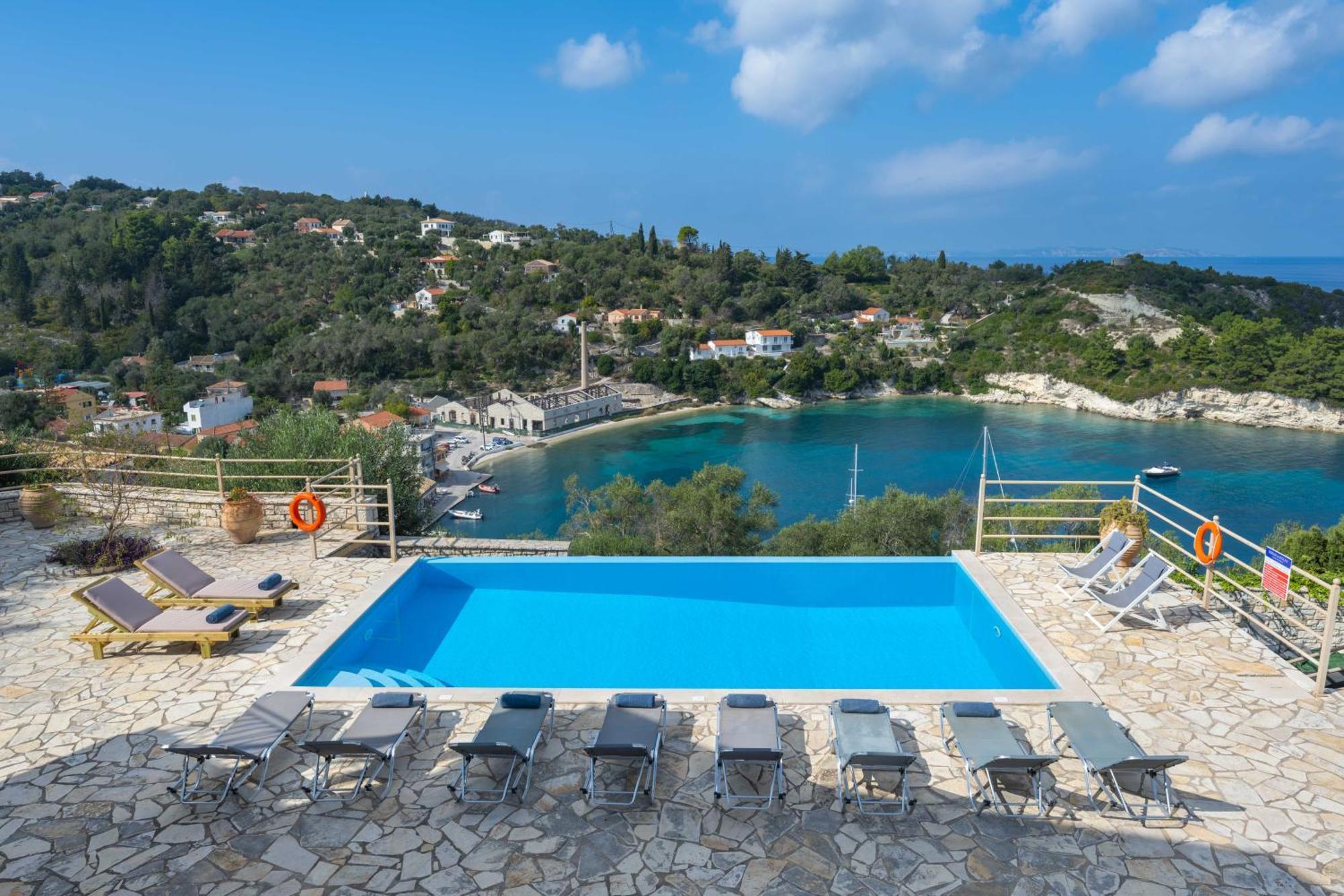Pangolas Apartments Paxos Longos  Екстер'єр фото